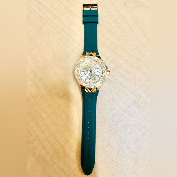 Guess Women's 38mm Watch - Green Silicone Band & Gold Tone - Picture 3 of 9